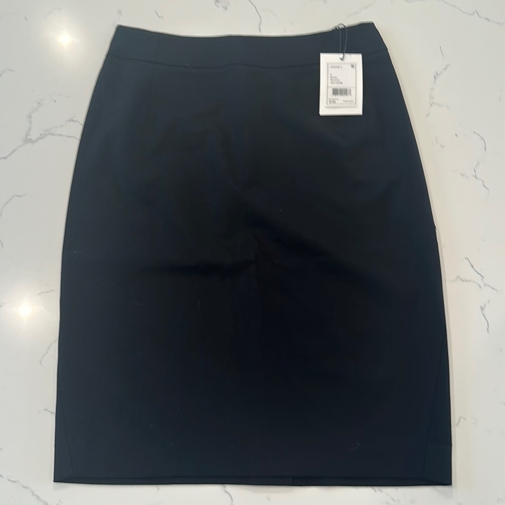 Theory Black Stretch Wool Pencil Skirt - Size 4 NWT